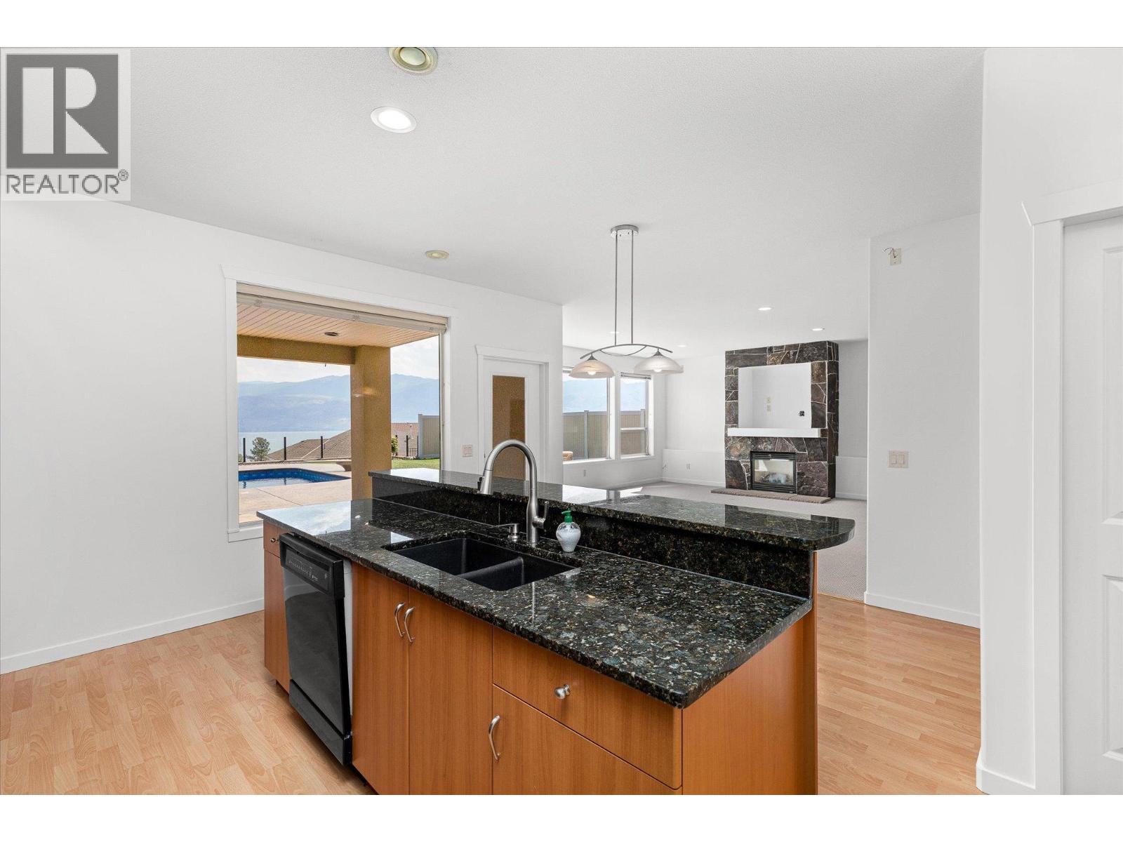  1581 Gregory Road, West Kelowna