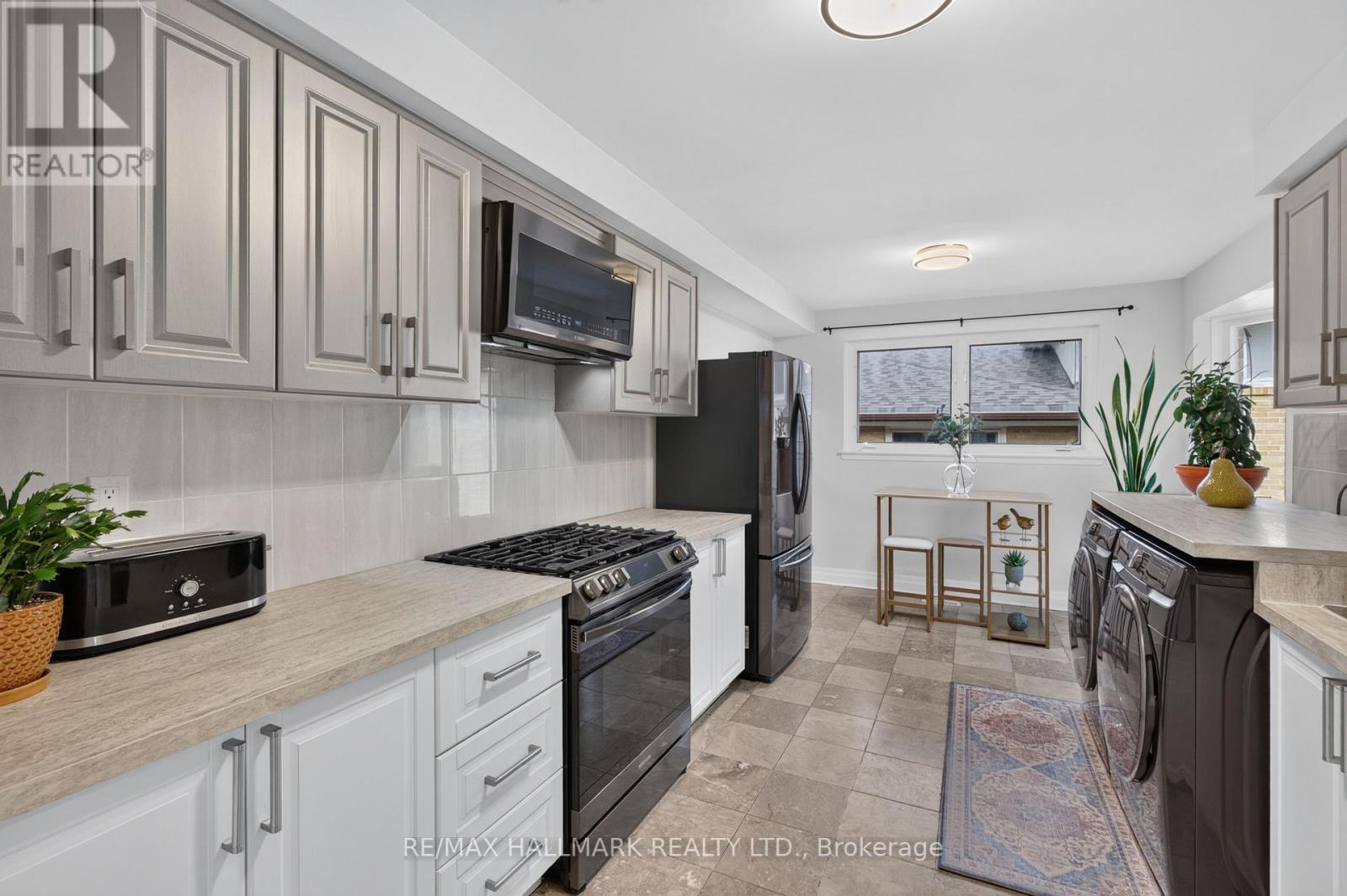 603 CUMMER AVENUE - Image 15