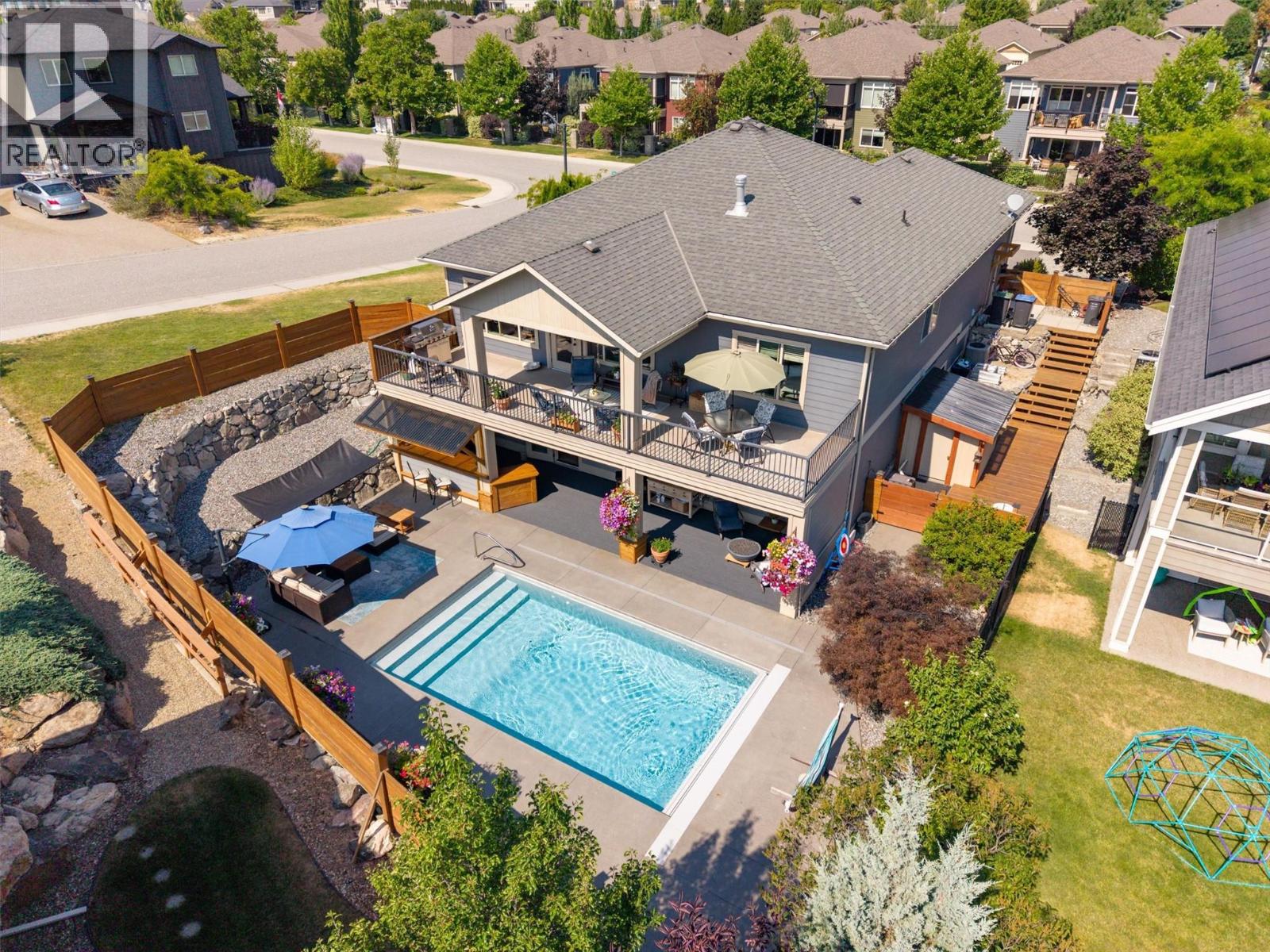 12931 East Ridge Drive, Lake Country