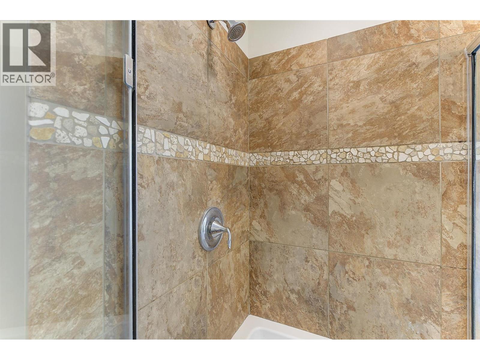 12931 East Ridge Drive, Lake Country