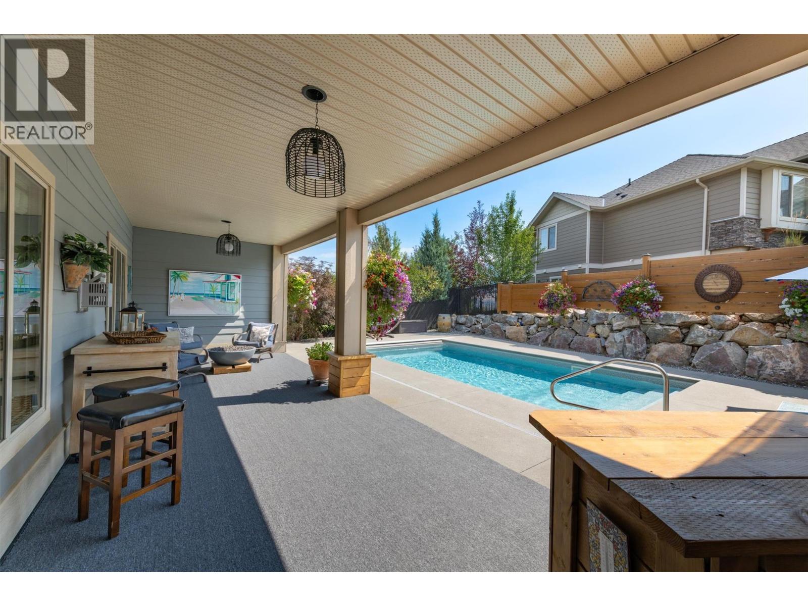 12931 East Ridge Drive, Lake Country