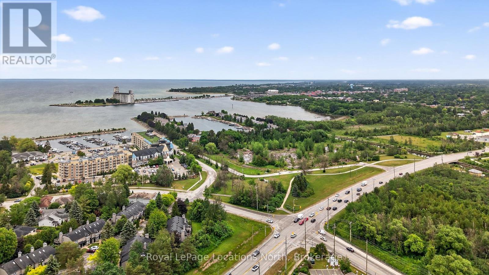 #305 5 DAWSON DRIVE - 32