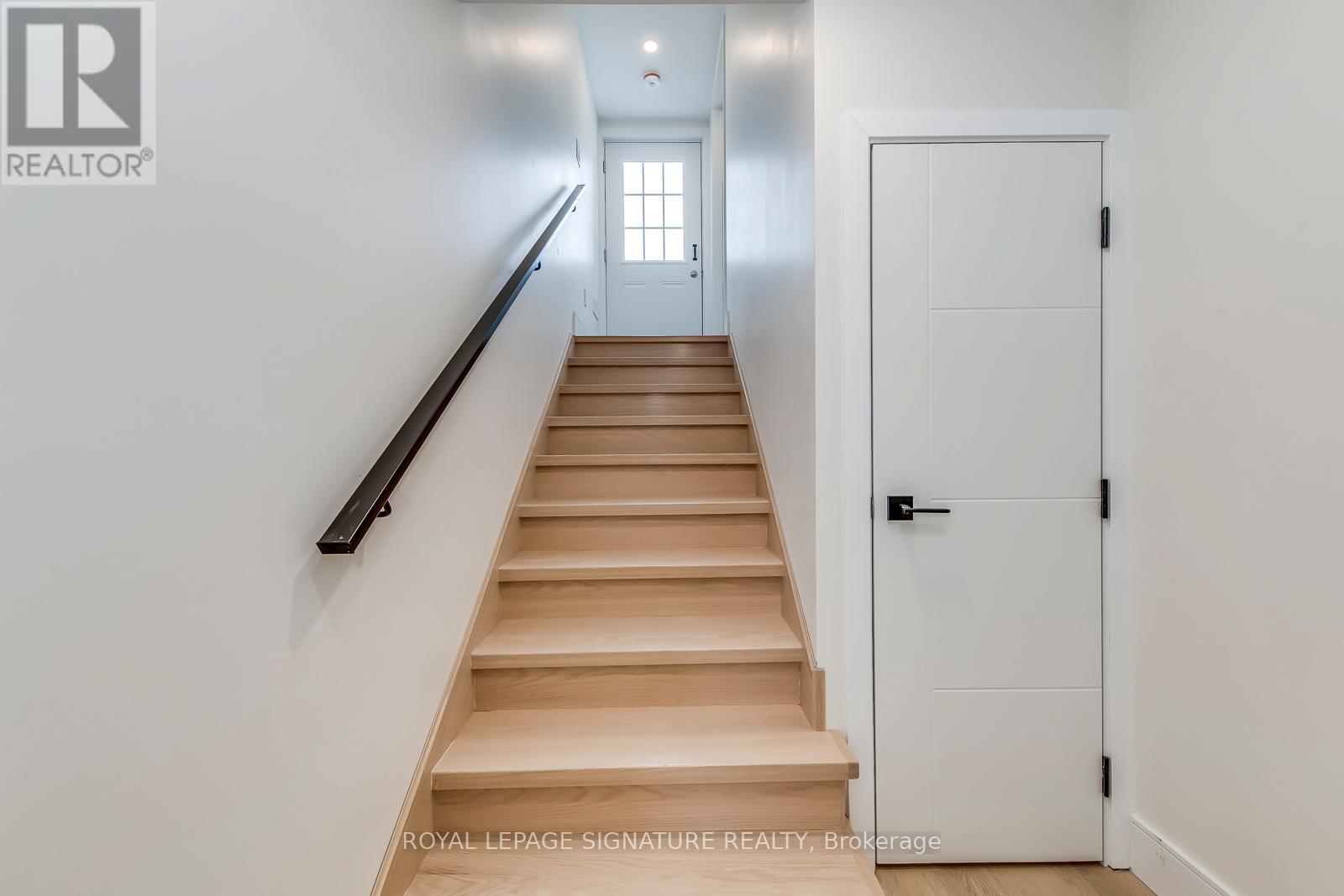 24 MERRITT ROAD - 26