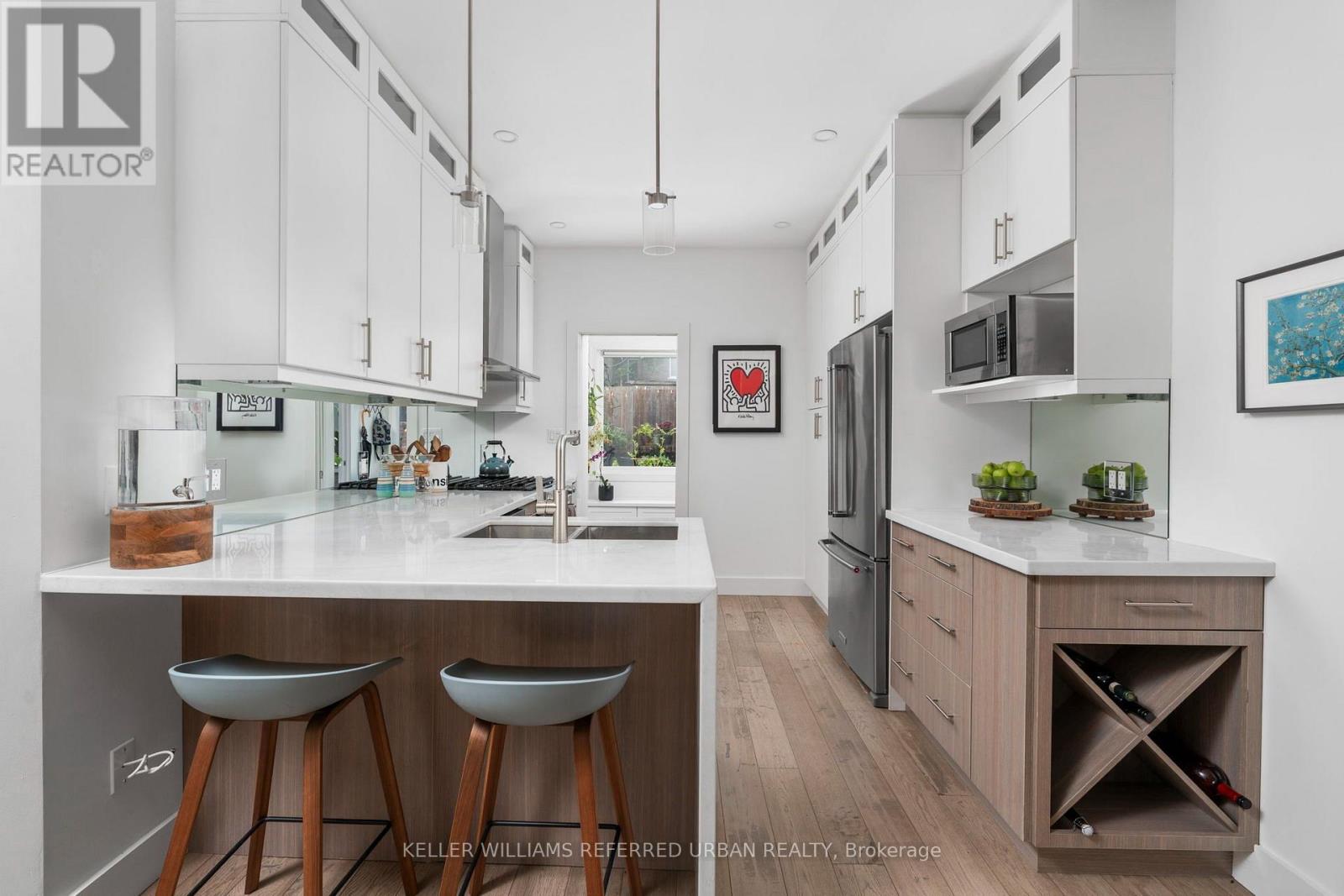 21 MILLBROOK CRESCENT - 12