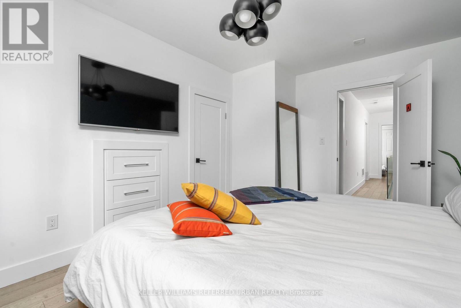 21 MILLBROOK CRESCENT - Image 19