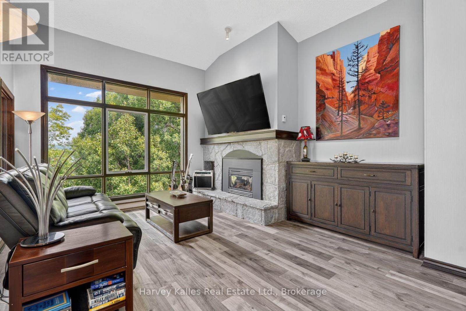 #303 26 DEERHURST GOLFVIEW DRIVE - Image 11