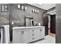 303 - 26 Deerhurst Golfview Drive, Huntsville, ON P1H1A9 Photo 25