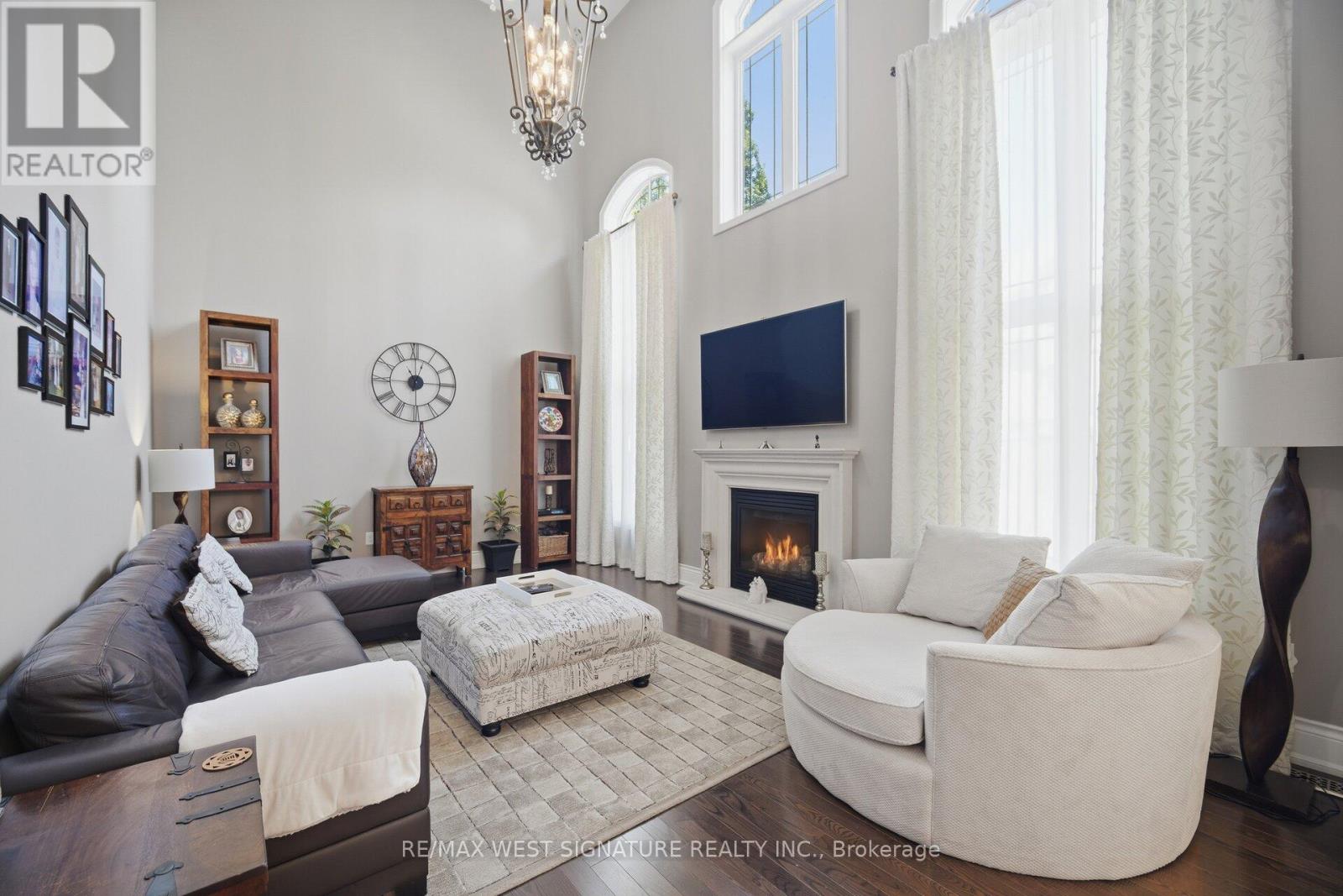 59 BLUFF TRAIL - 14