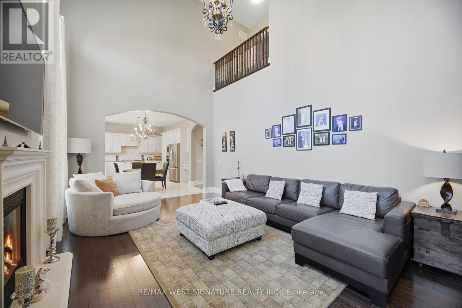 59 BLUFF TRAIL - 18