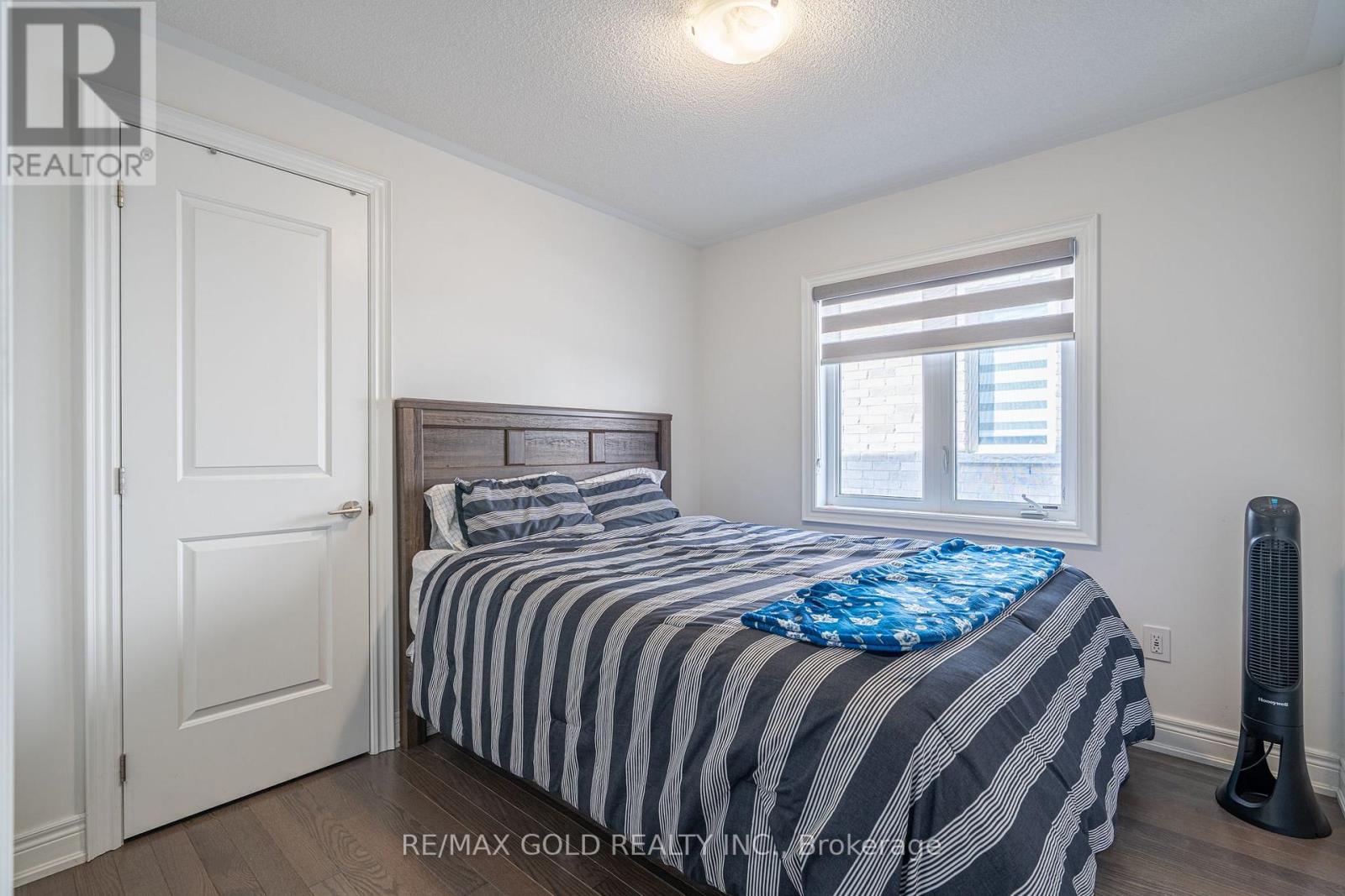 66 PUFFIN CRESCENT - 21