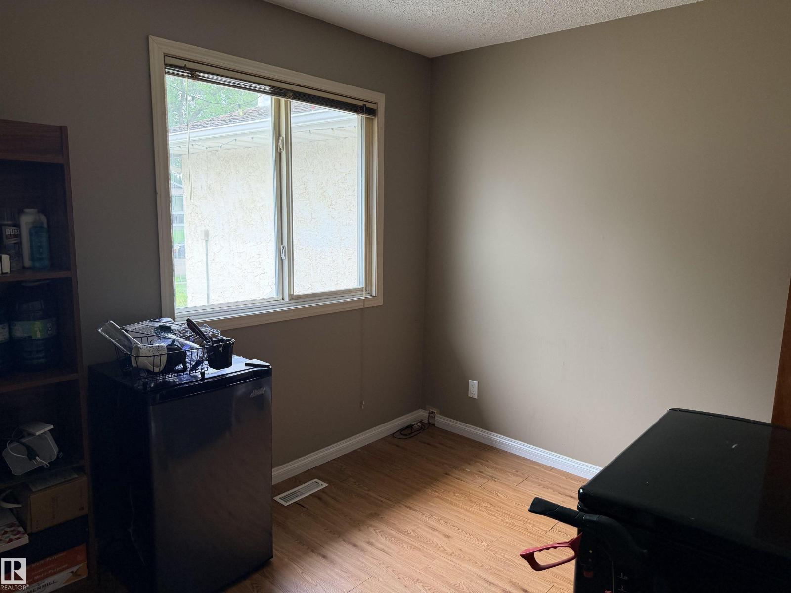 18 LATIMER PL - Image 22