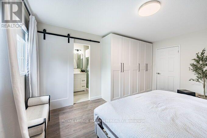 56 POTTER CRESCENT - 21
