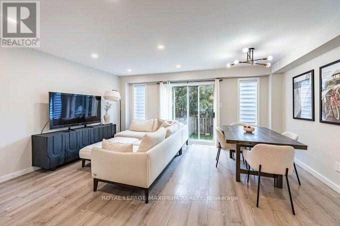 56 POTTER CRESCENT - 9