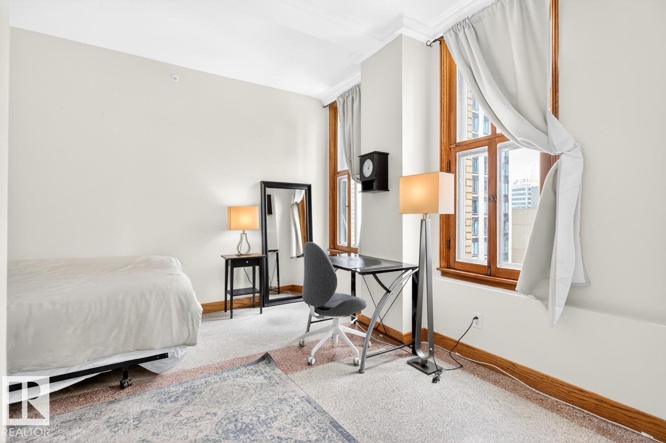 #801 10134 100 ST NW - 14