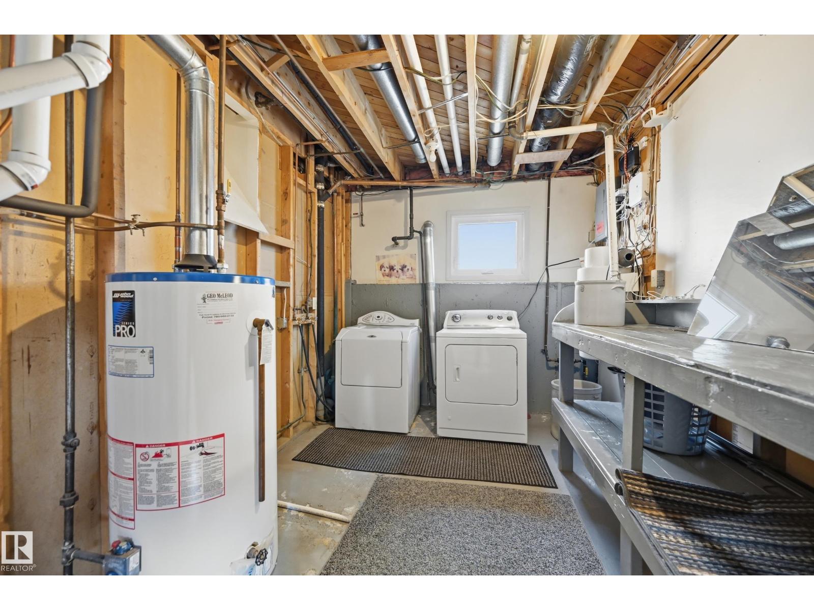 5210 43 AV - Image 32