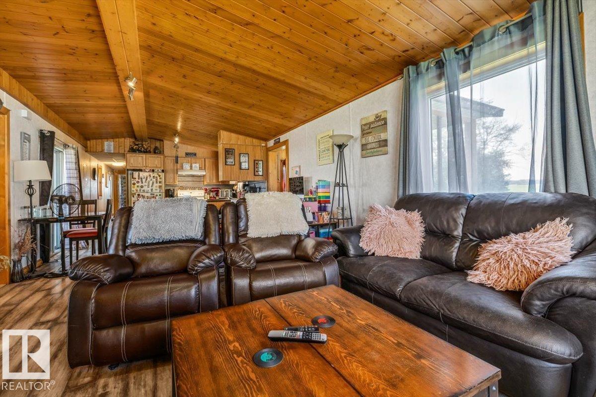 54115 Range Road 270 - 48