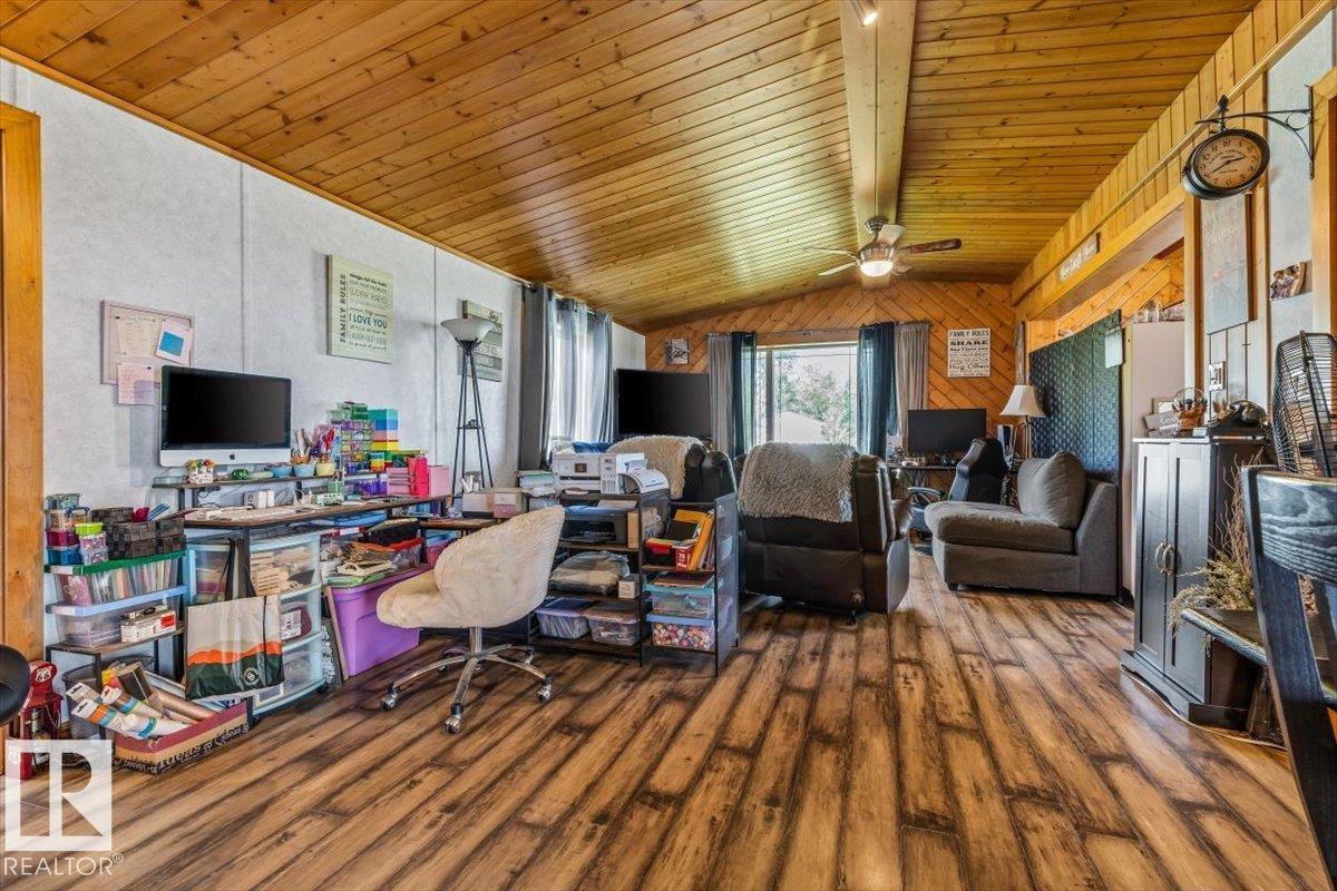 54115 Range Road 270 - 44