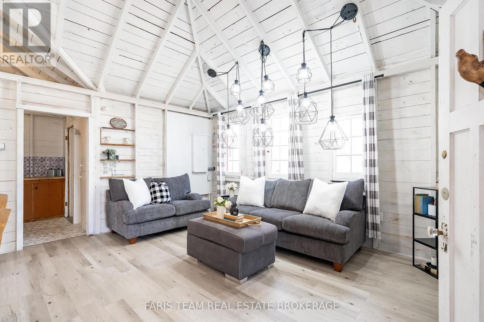 365 ROBINS POINT ROAD - 10