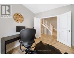 Foyer - 202 Clipper Drive, Clearview, ON L0M1S0 Photo 12