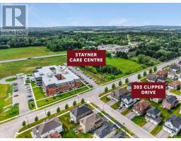 202 Clipper Drive, Clearview, ON L0M1S0 Photo 48
