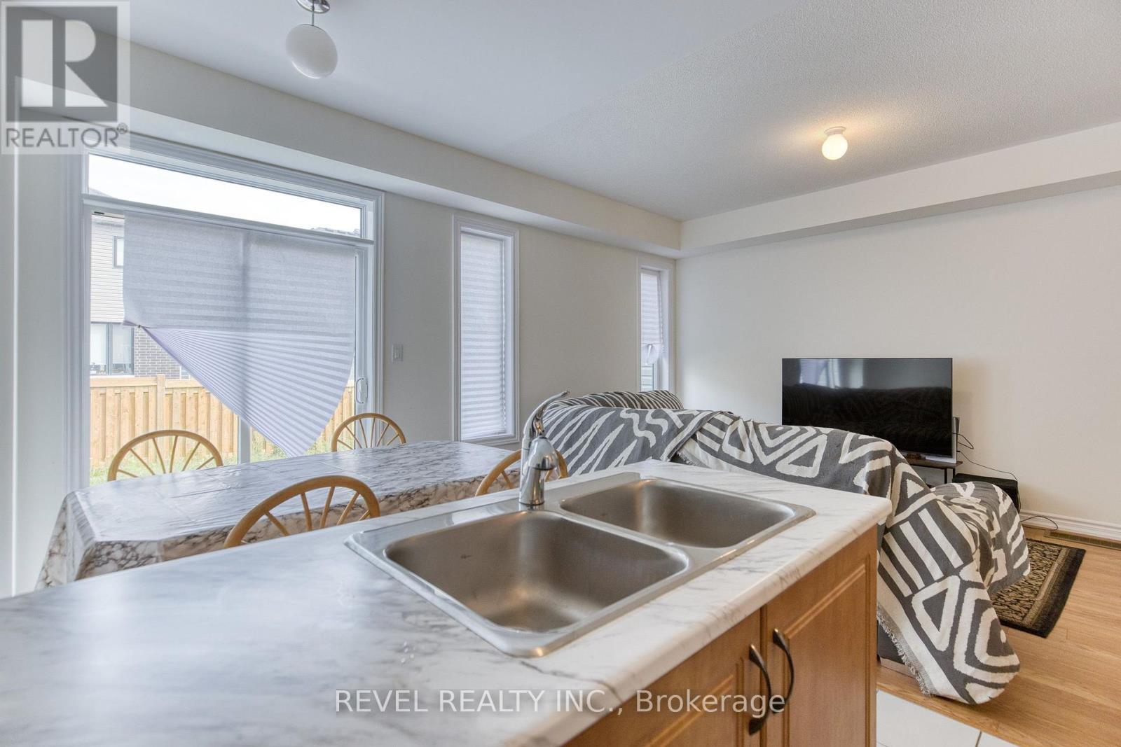 12 HYLTON DRIVE - 19