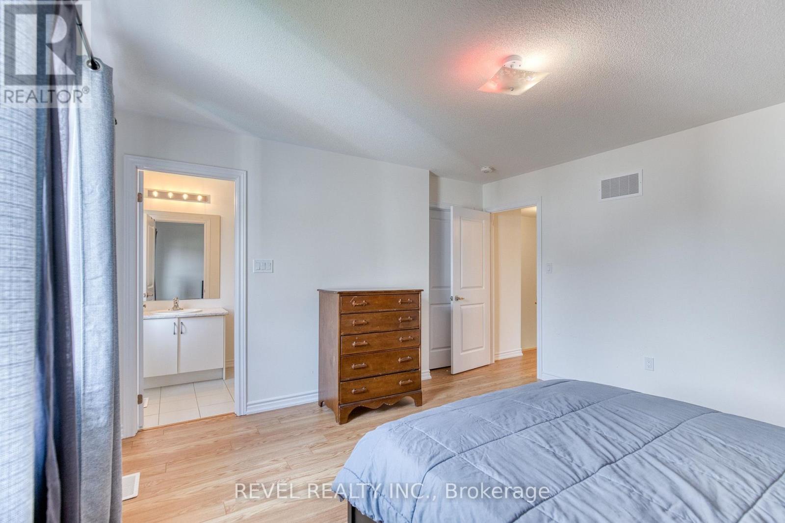 12 HYLTON DRIVE - 25