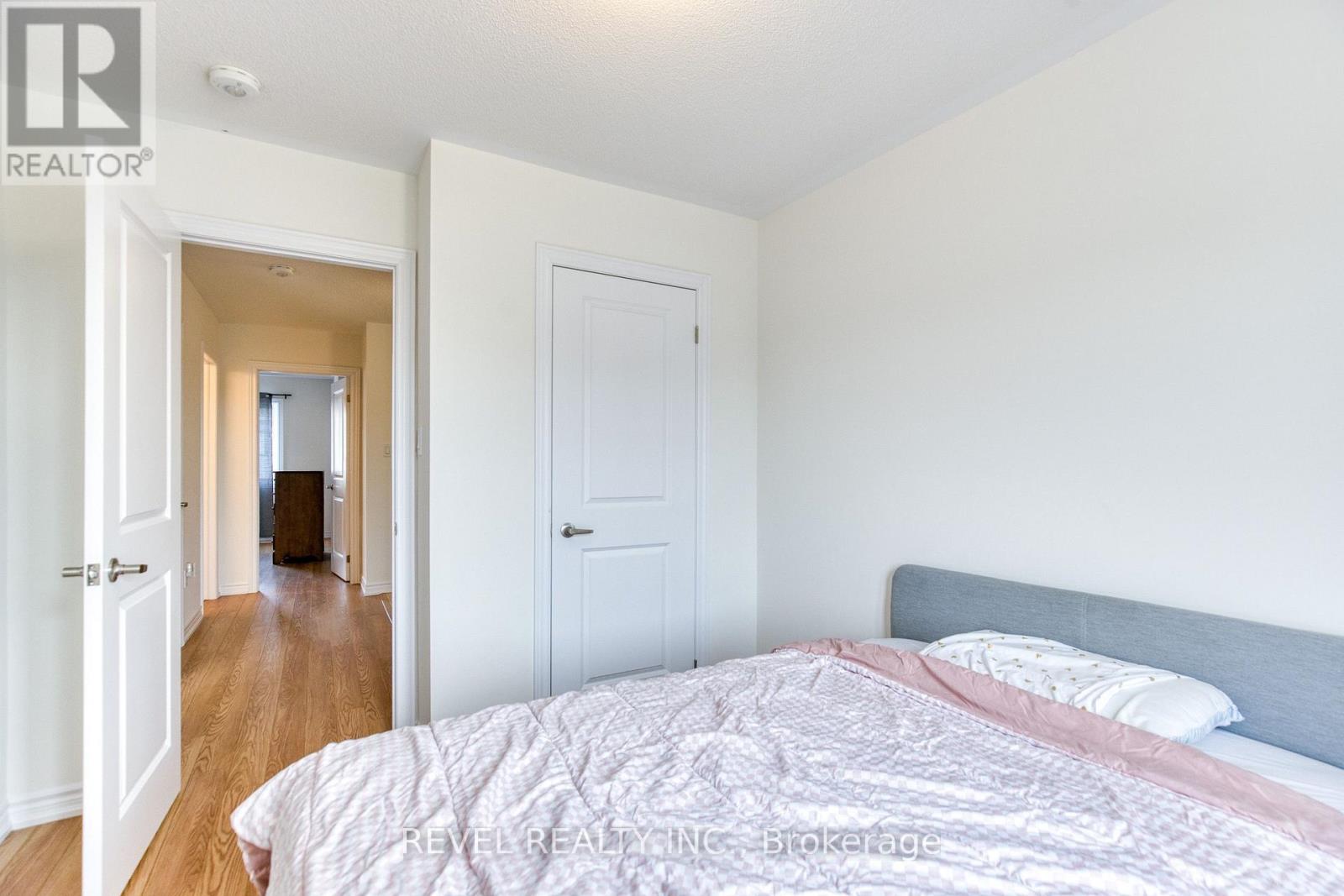 12 HYLTON DRIVE - 37