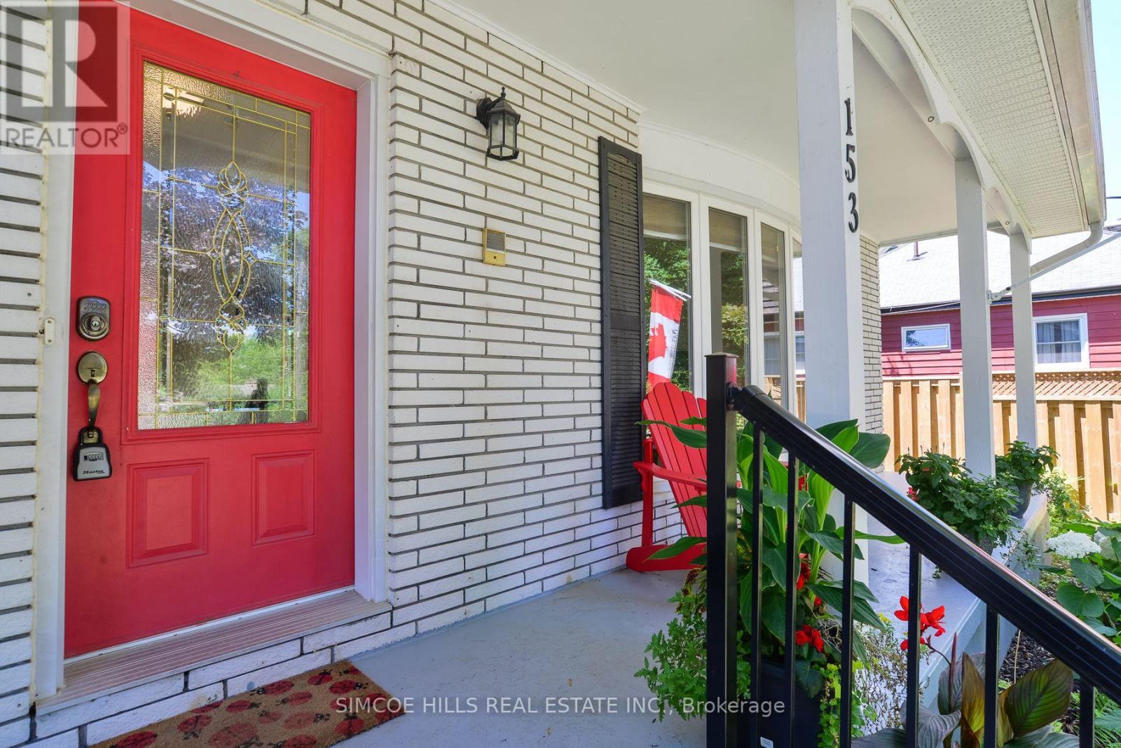 153 MATCHEDASH STREET N - 24