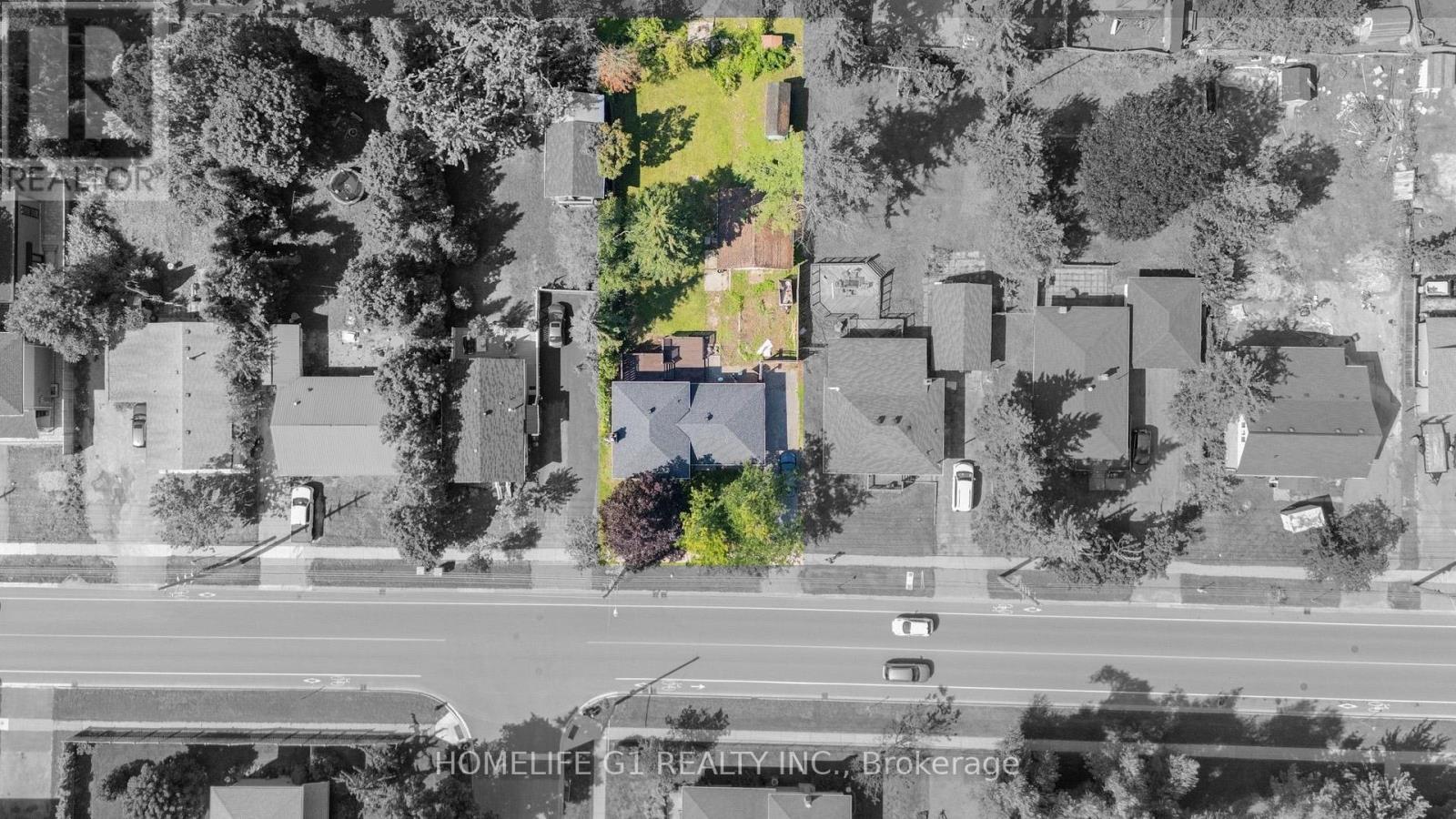 330 GROVE STREET E - Image 26