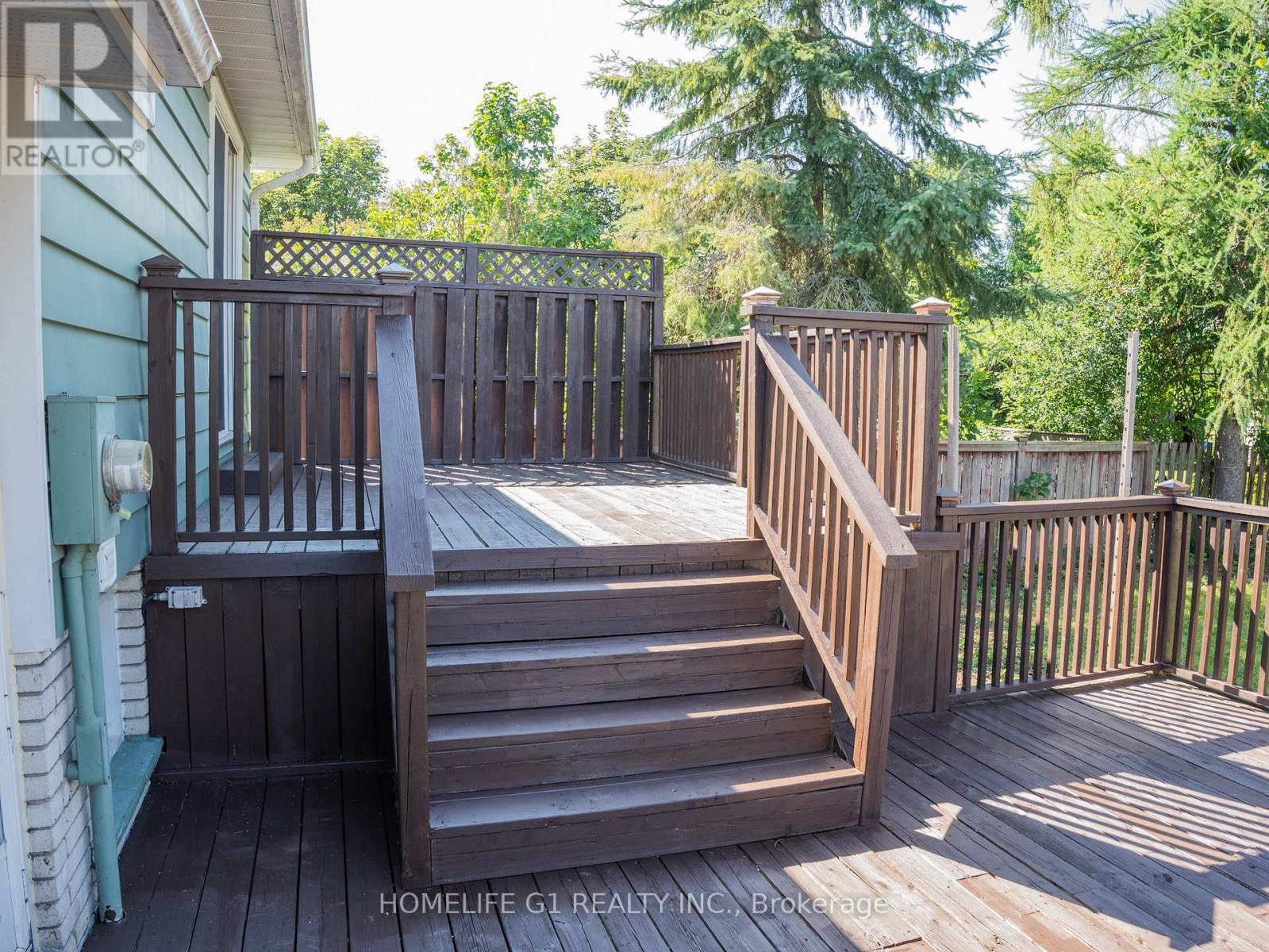 330 GROVE STREET E - Image 9