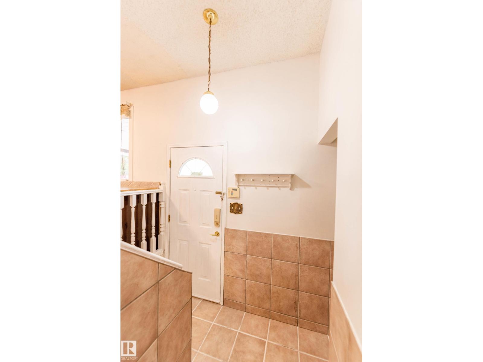 16524 116 ST NW - 30