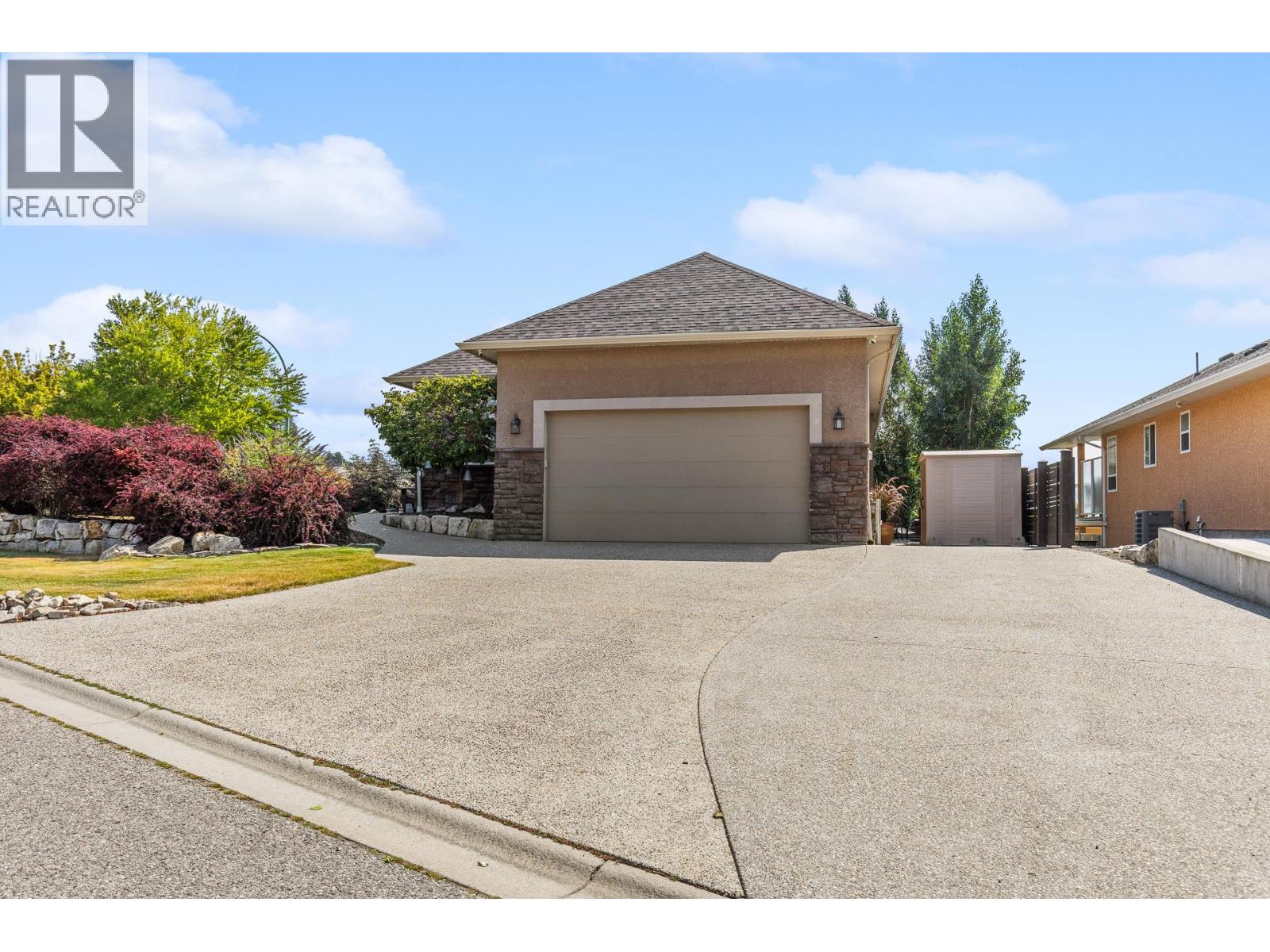  1635 Gregory Road, West Kelowna