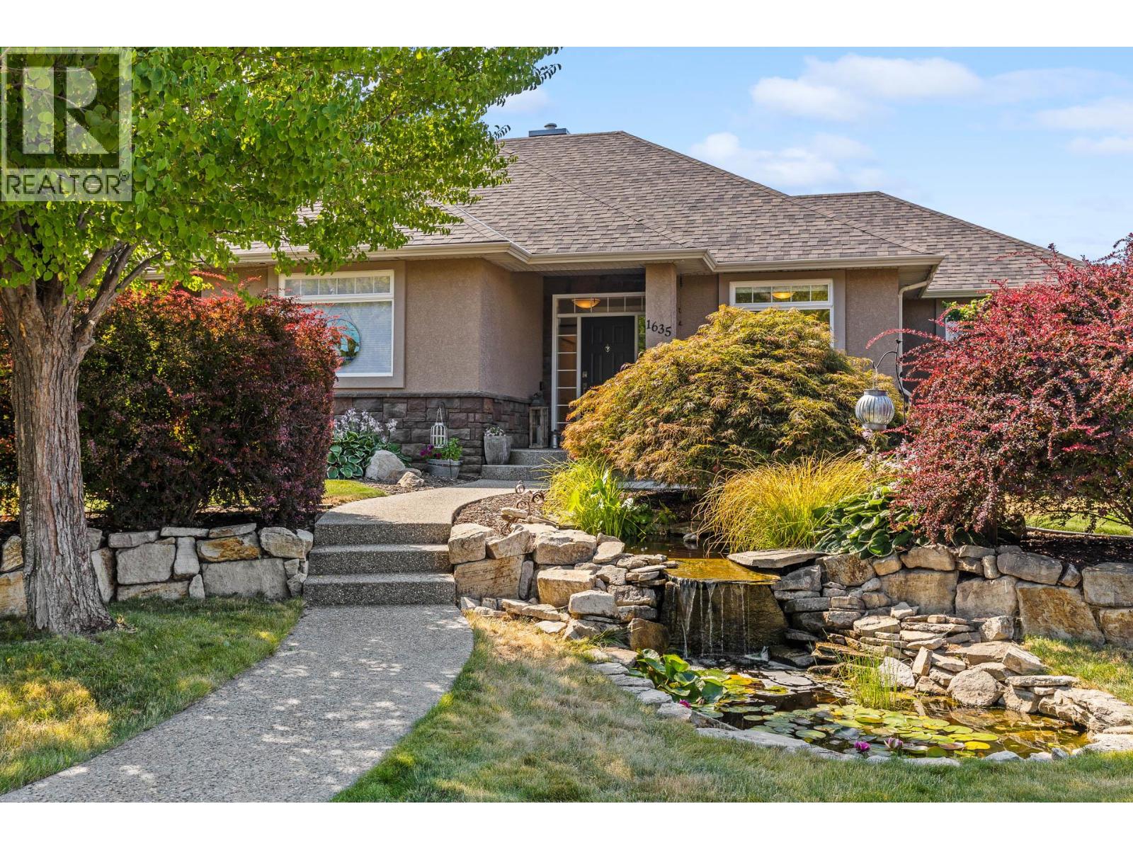  1635 Gregory Road, West Kelowna
