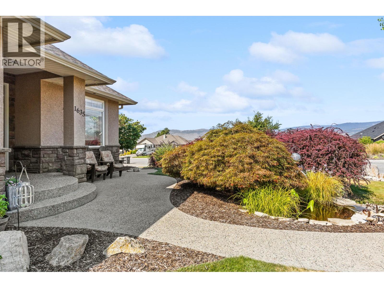  1635 Gregory Road, West Kelowna