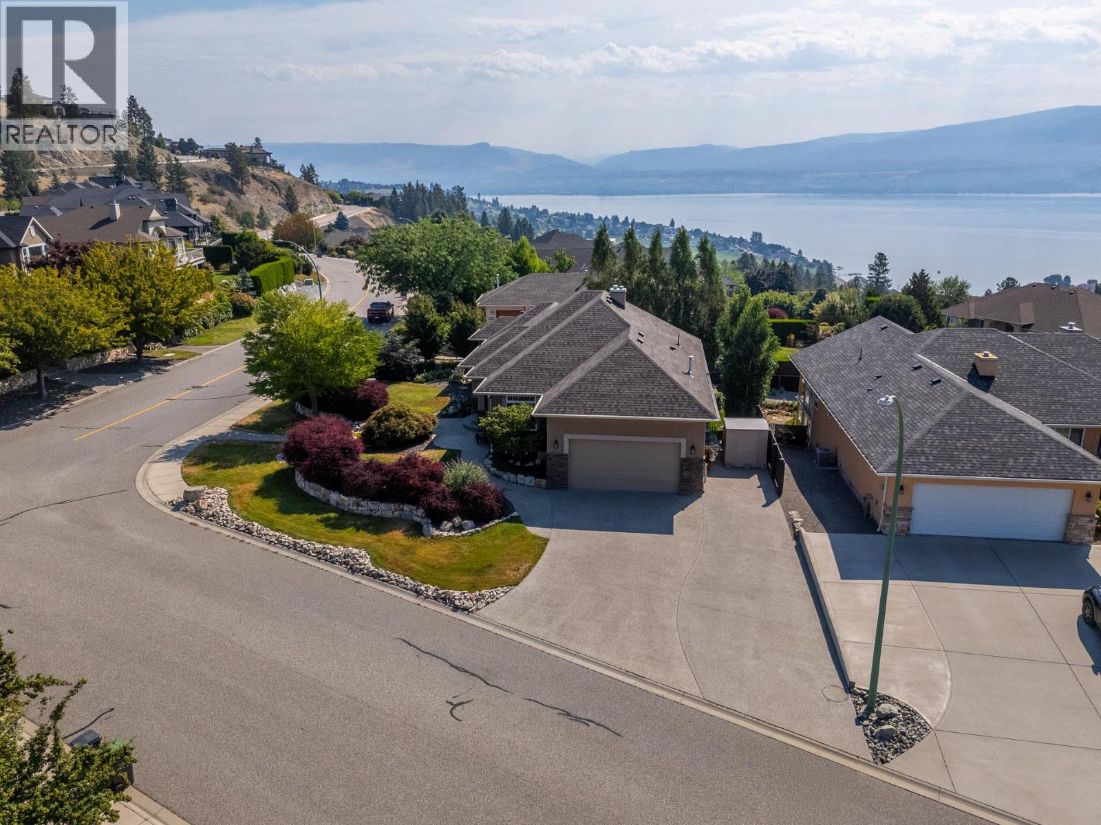  1635 Gregory Road, West Kelowna