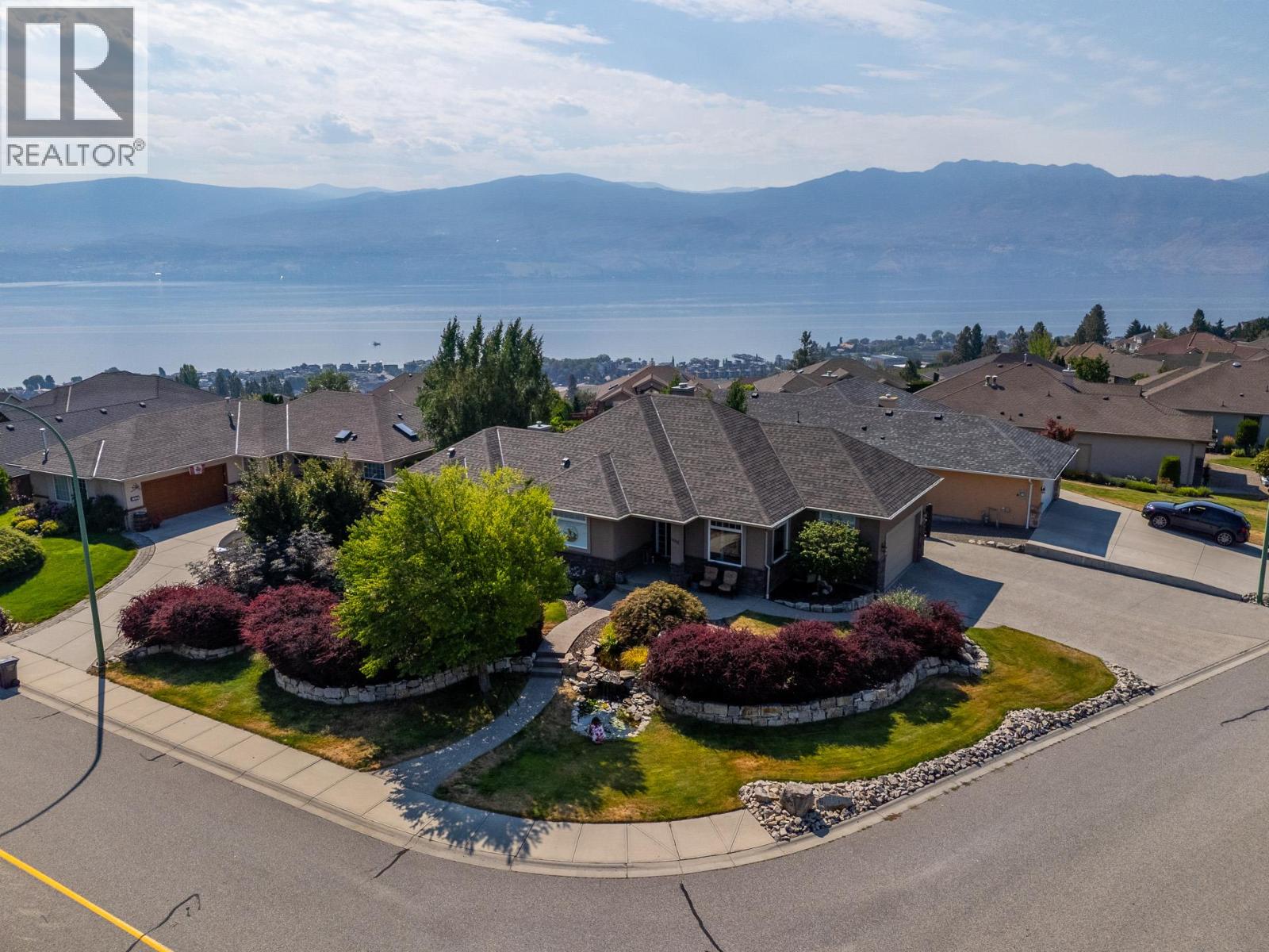  1635 Gregory Road, West Kelowna