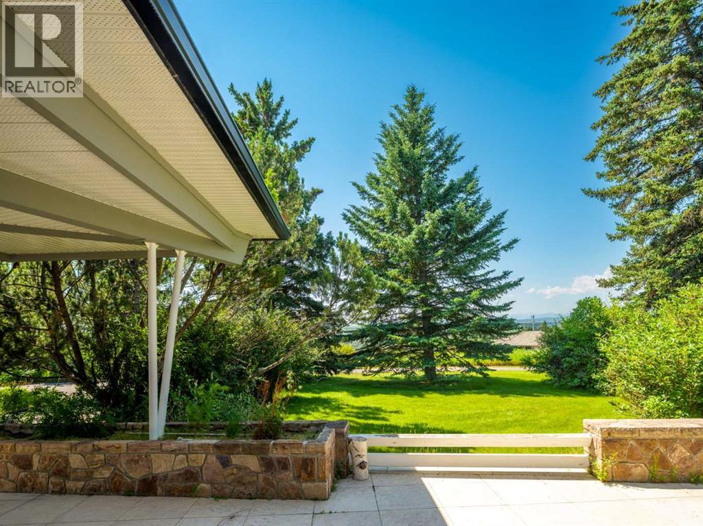 187 Slopeview Drive SW - 18