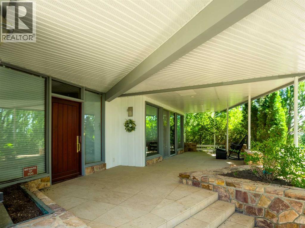 187 Slopeview Drive SW - 44
