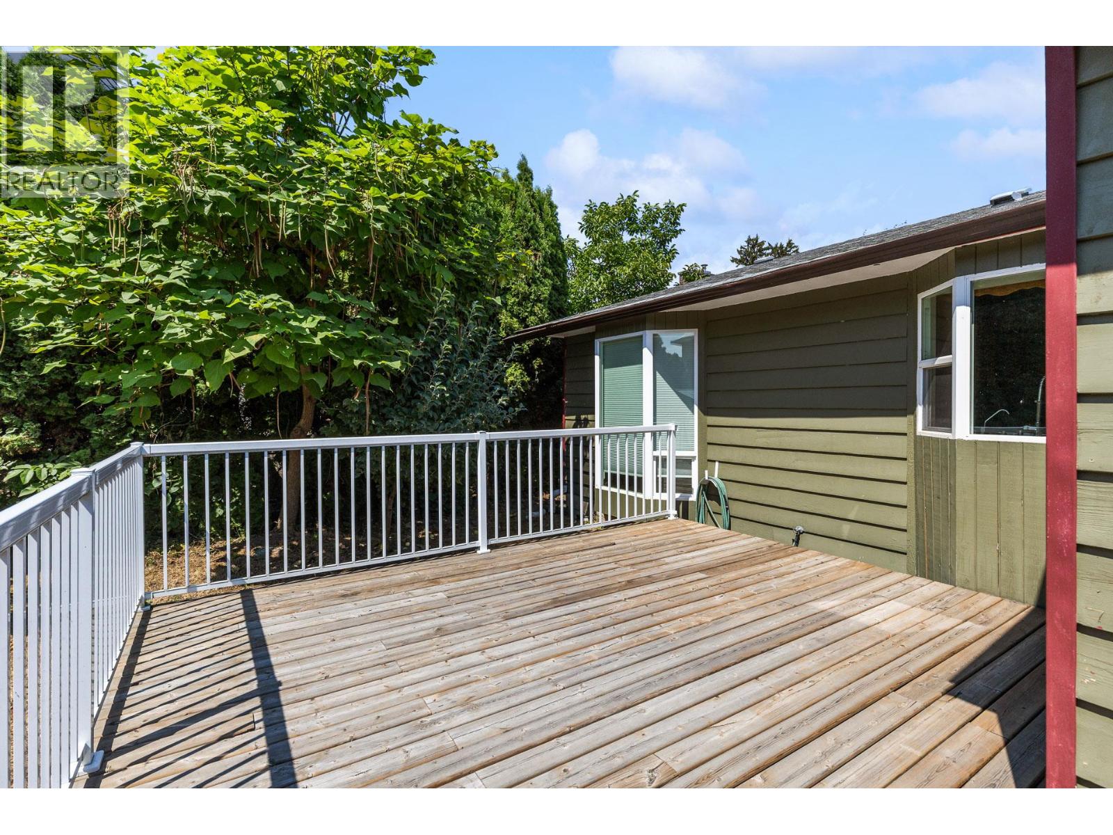  925 Sutherland Avenue, Kelowna