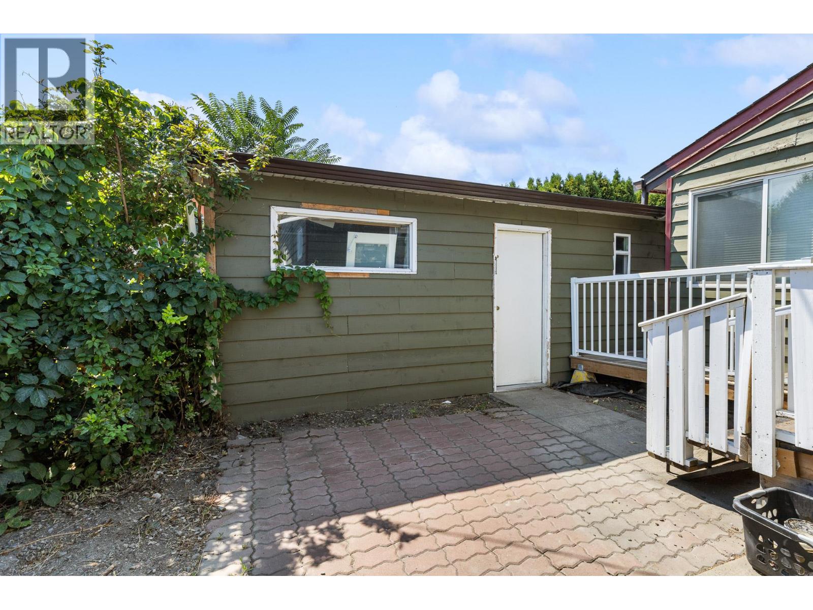  925 Sutherland Avenue, Kelowna
