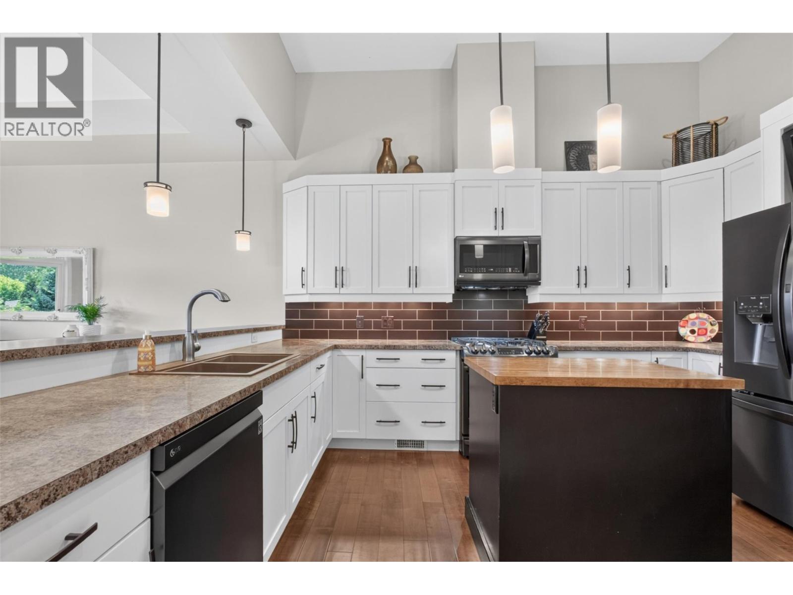  1394 Glenview Avenue, Kelowna