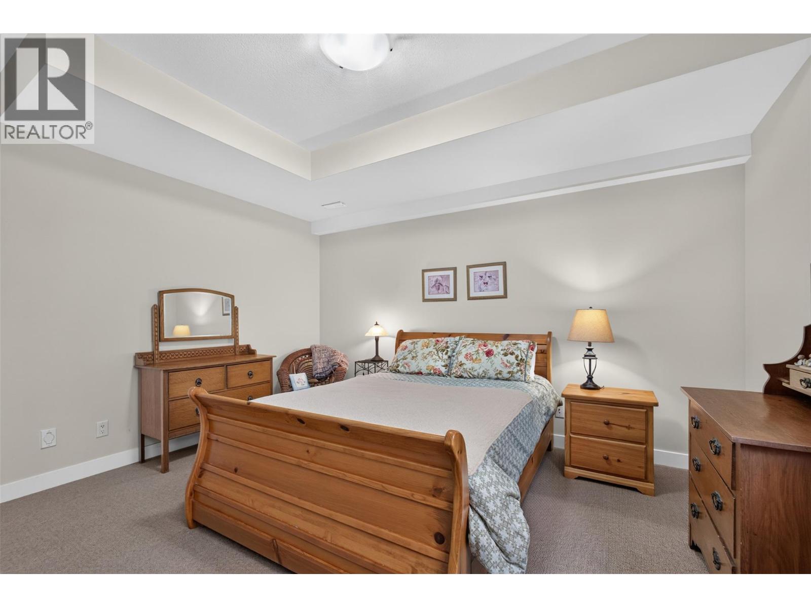  1394 Glenview Avenue, Kelowna