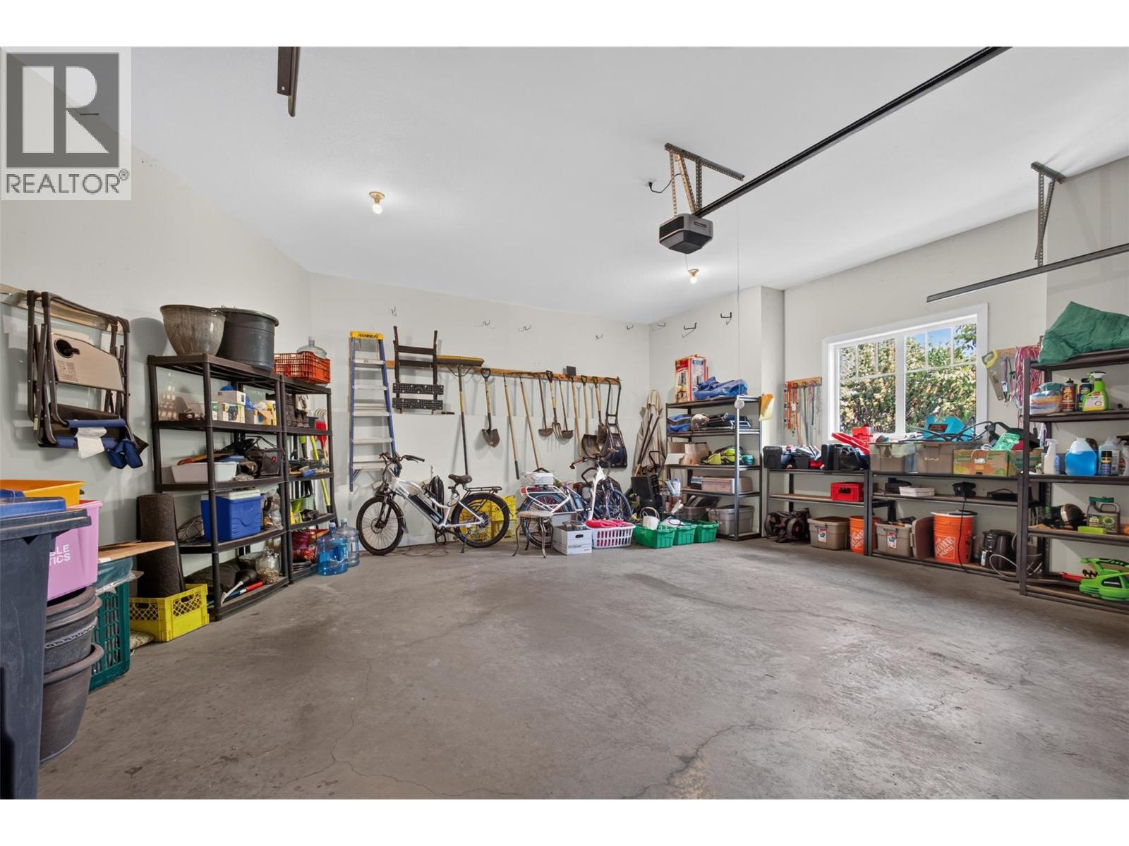  1394 Glenview Avenue, Kelowna