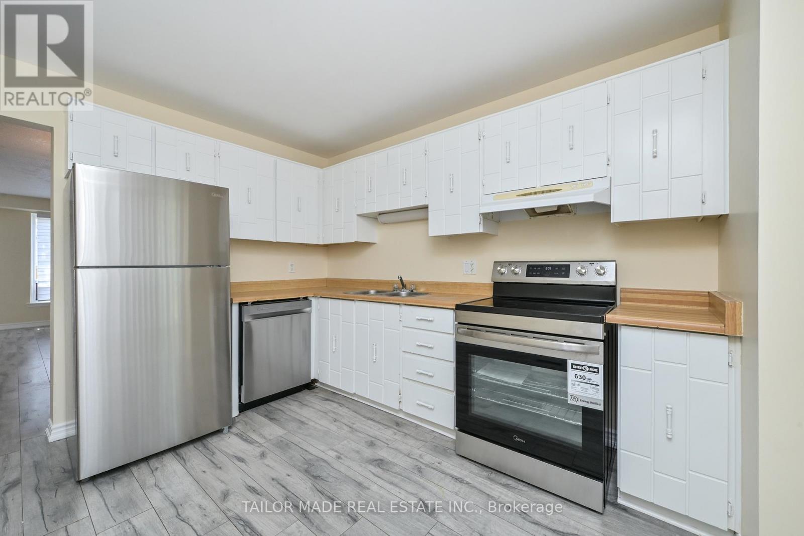 #79 79 GUILDFORD CRESCENT - 5