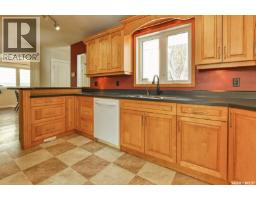 Family room - 1321 Jubilee Avenue, Regina, SK S4S3S8 Photo 8