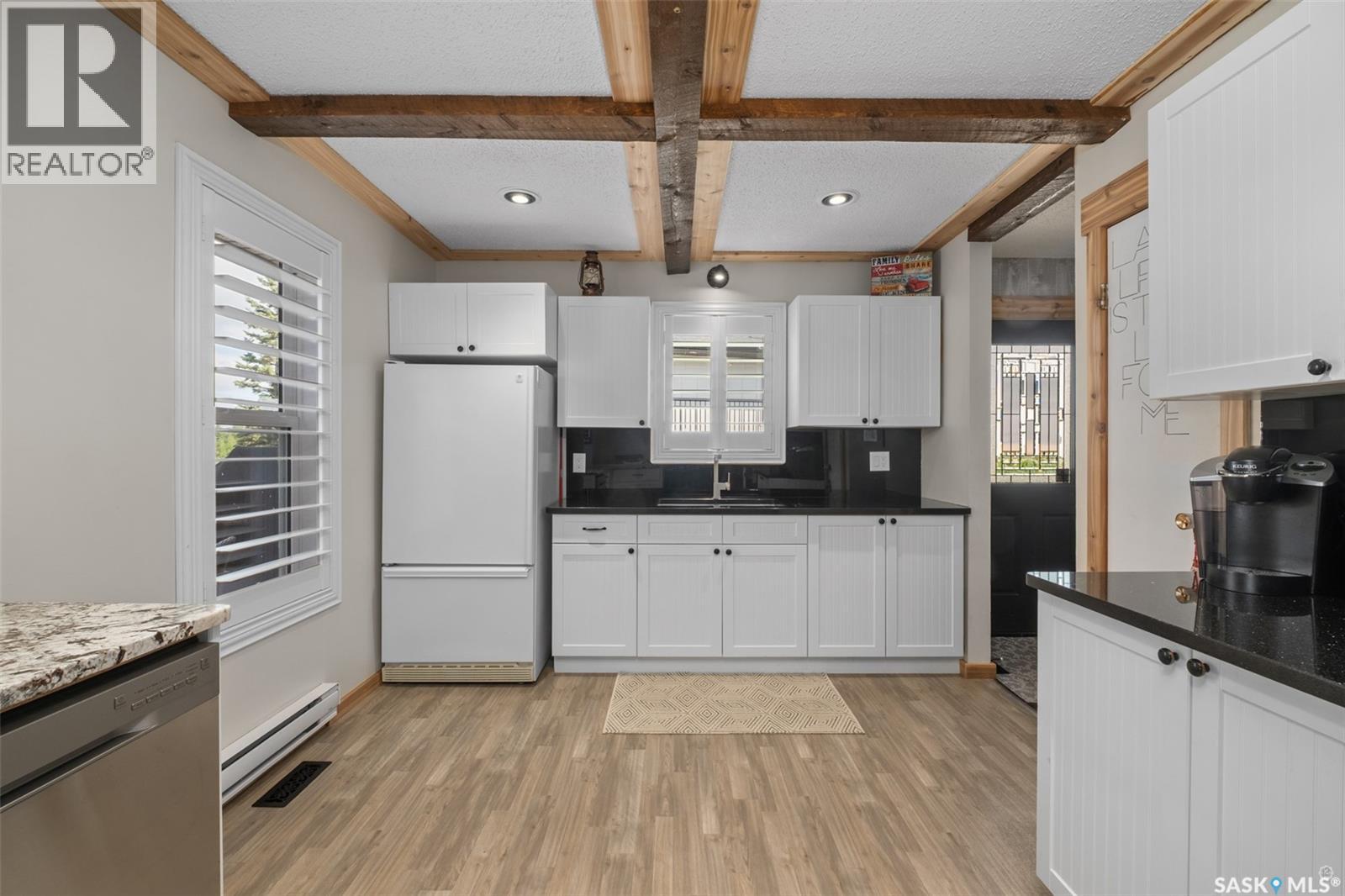 128 Jacobson DRIVE - Image 12