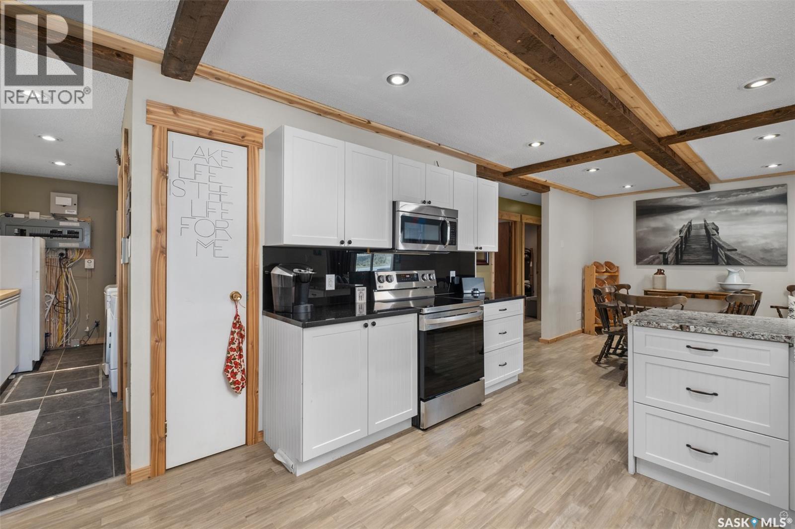 128 Jacobson DRIVE - Image 9