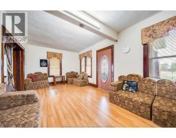 Living room - 6016 Walker Road, Tecumseh, ON N0R1L0 Photo 13