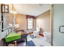 6016 Walker Road, Tecumseh, ON N0R1L0 Photo 27