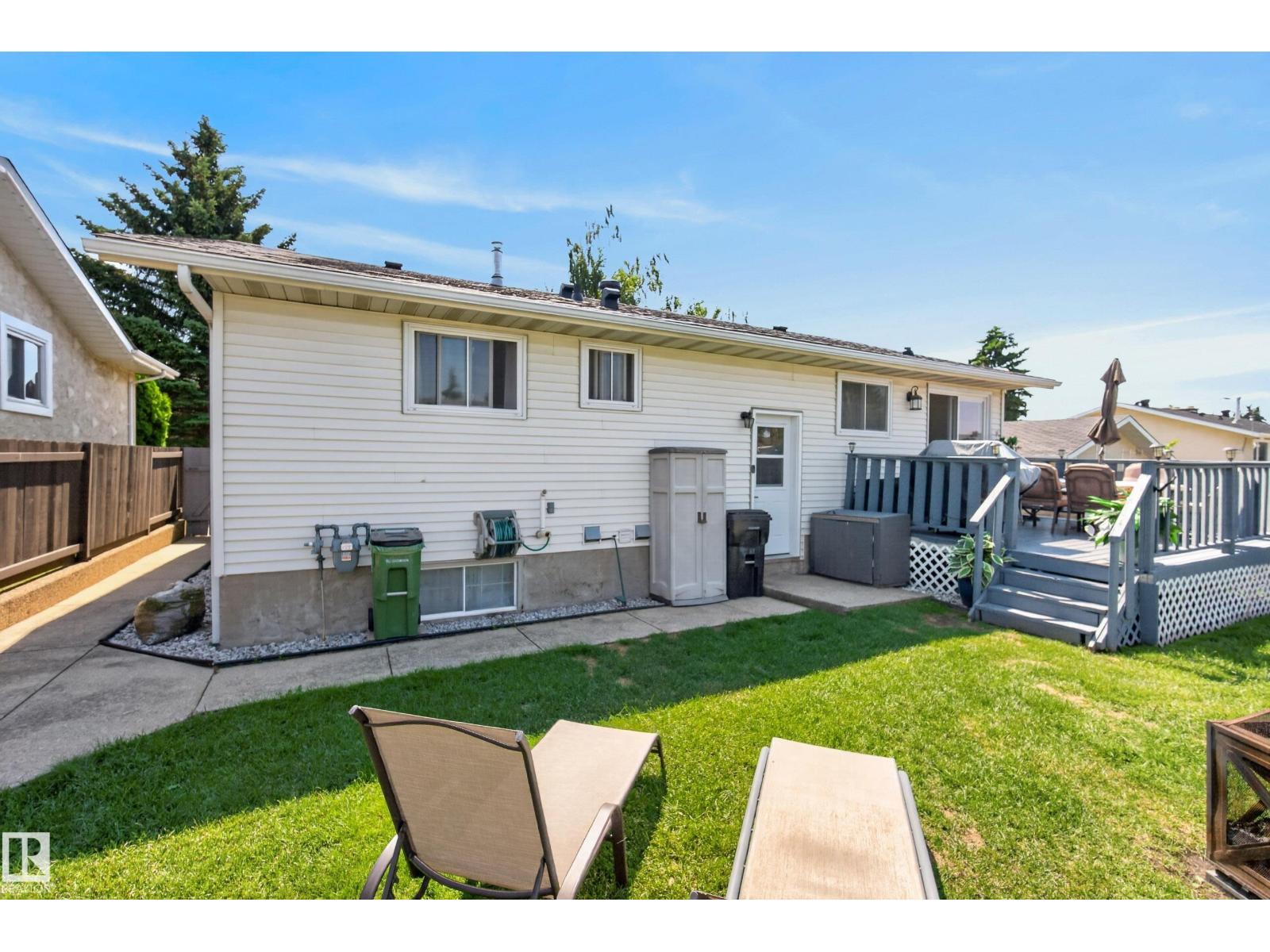 3612 18 AV NW - 4
